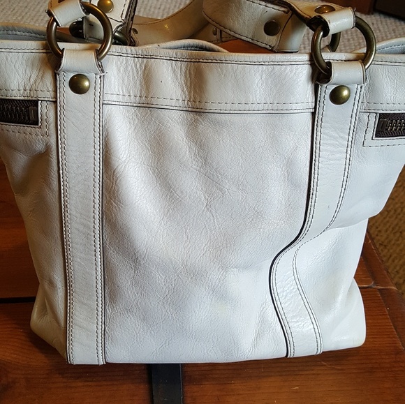 Handbag - Picture 2 of 6